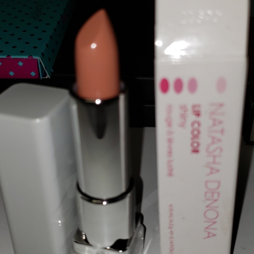 Natasha denona lipstick